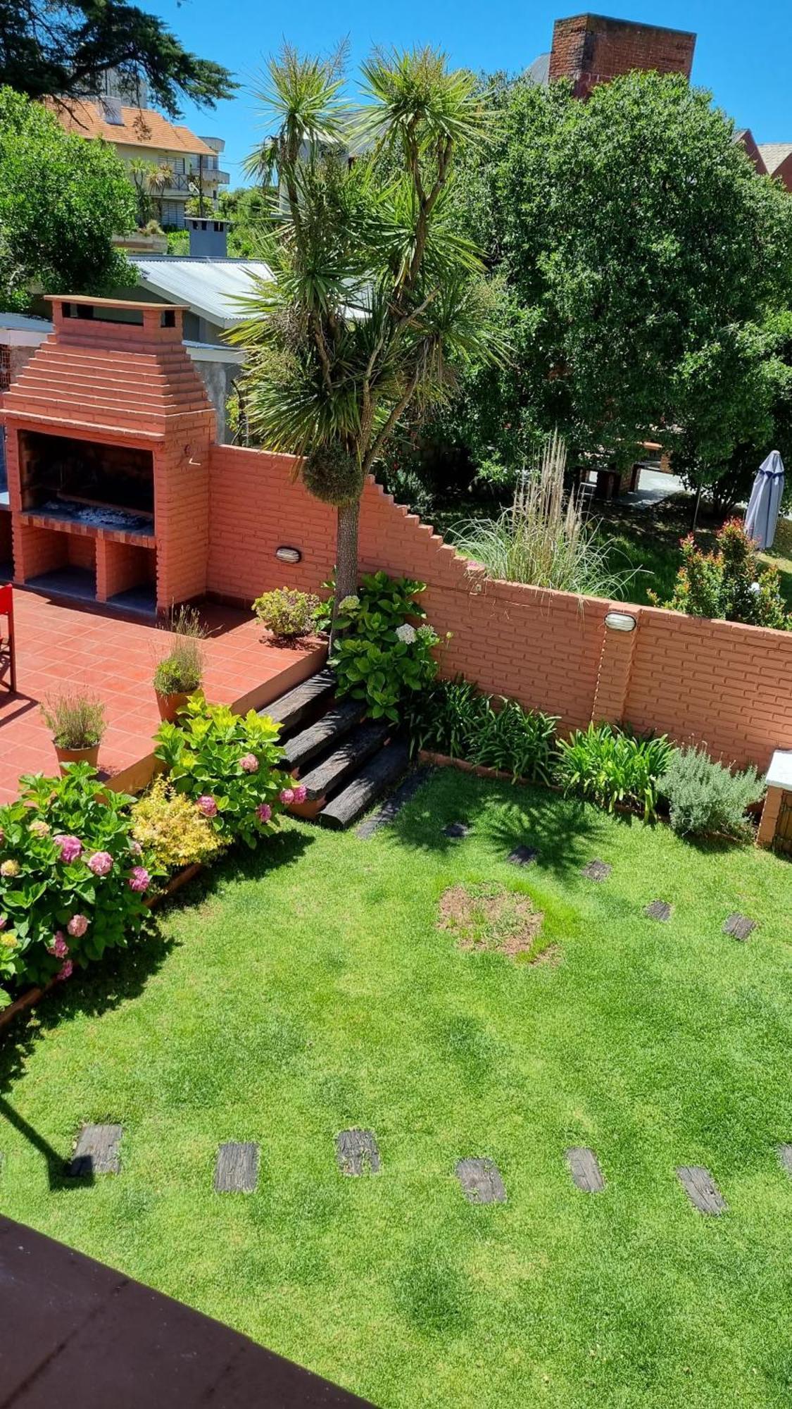 Posada De La Villa Villa Gesell Buitenkant foto